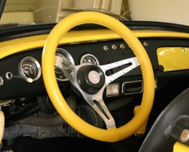 Kožený potah volantu Mária Cavallo žlutý (30183-1-1-1-1-1-1)